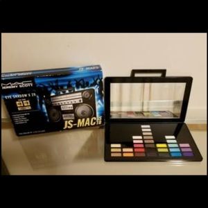 MAC JEREMY SCOTT EYE SHADOW X29